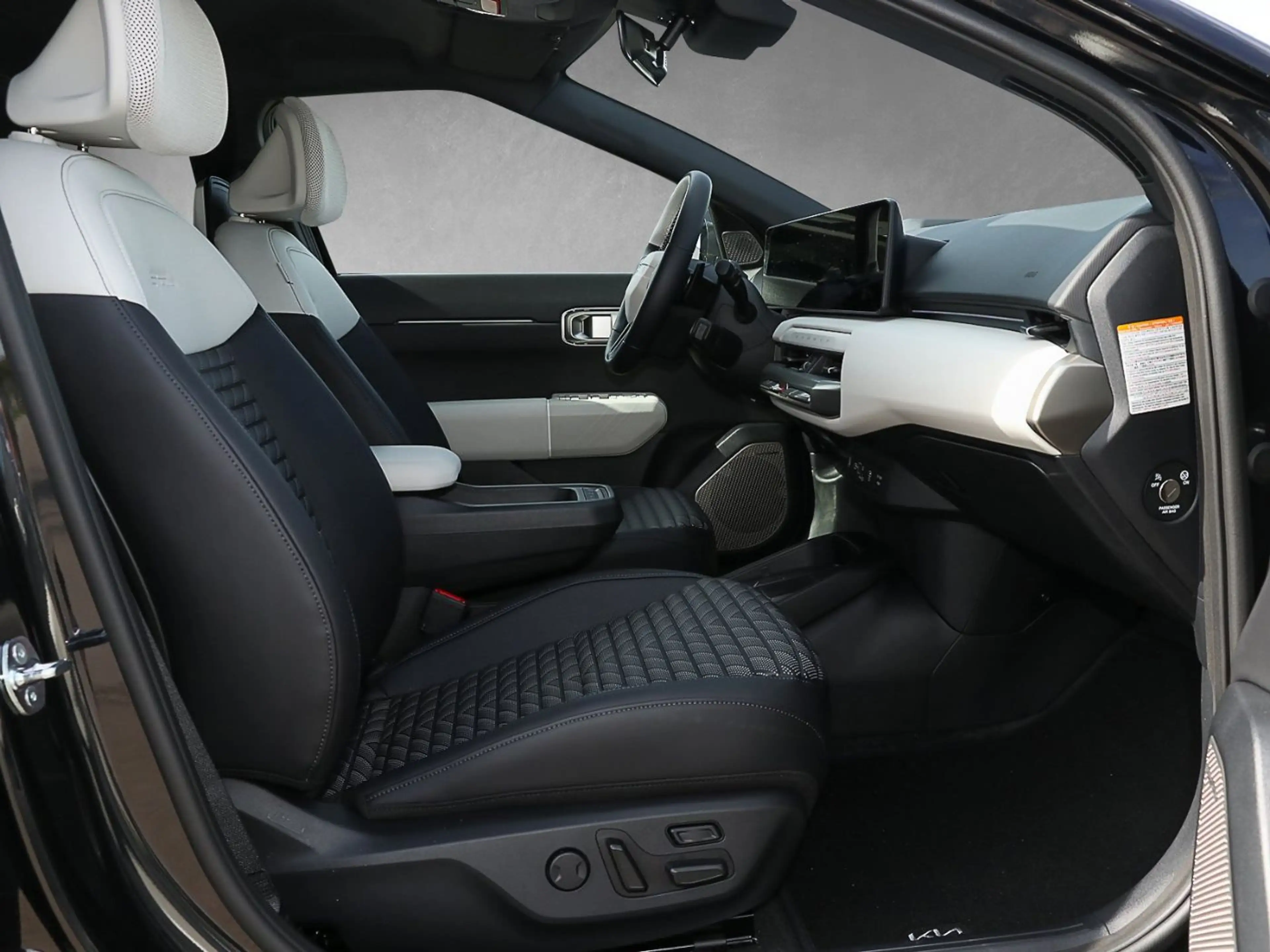 Kia EV4 81 FWD GTL DWP COM 360/ACC/HUD/Kam./KeyLess — photo 5