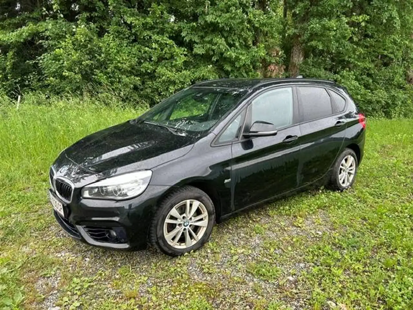 BMW 218 218d Active Tourer Sport Line Aut. Sport Line Schwarz - 1