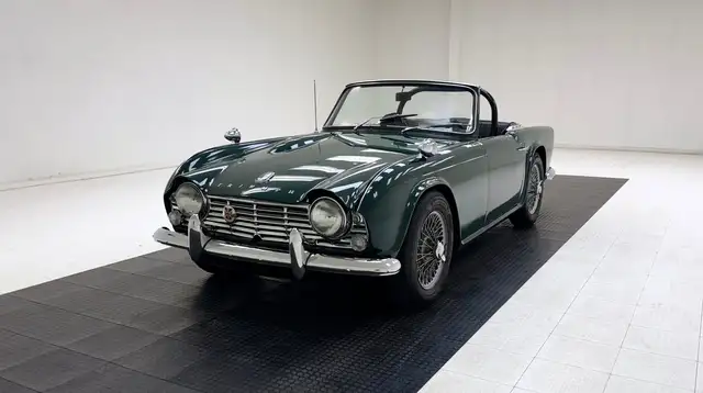 Triumph TR4 Roadster
