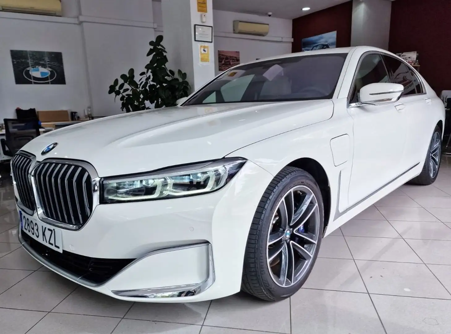 BMW 745 745e Blanco - 1