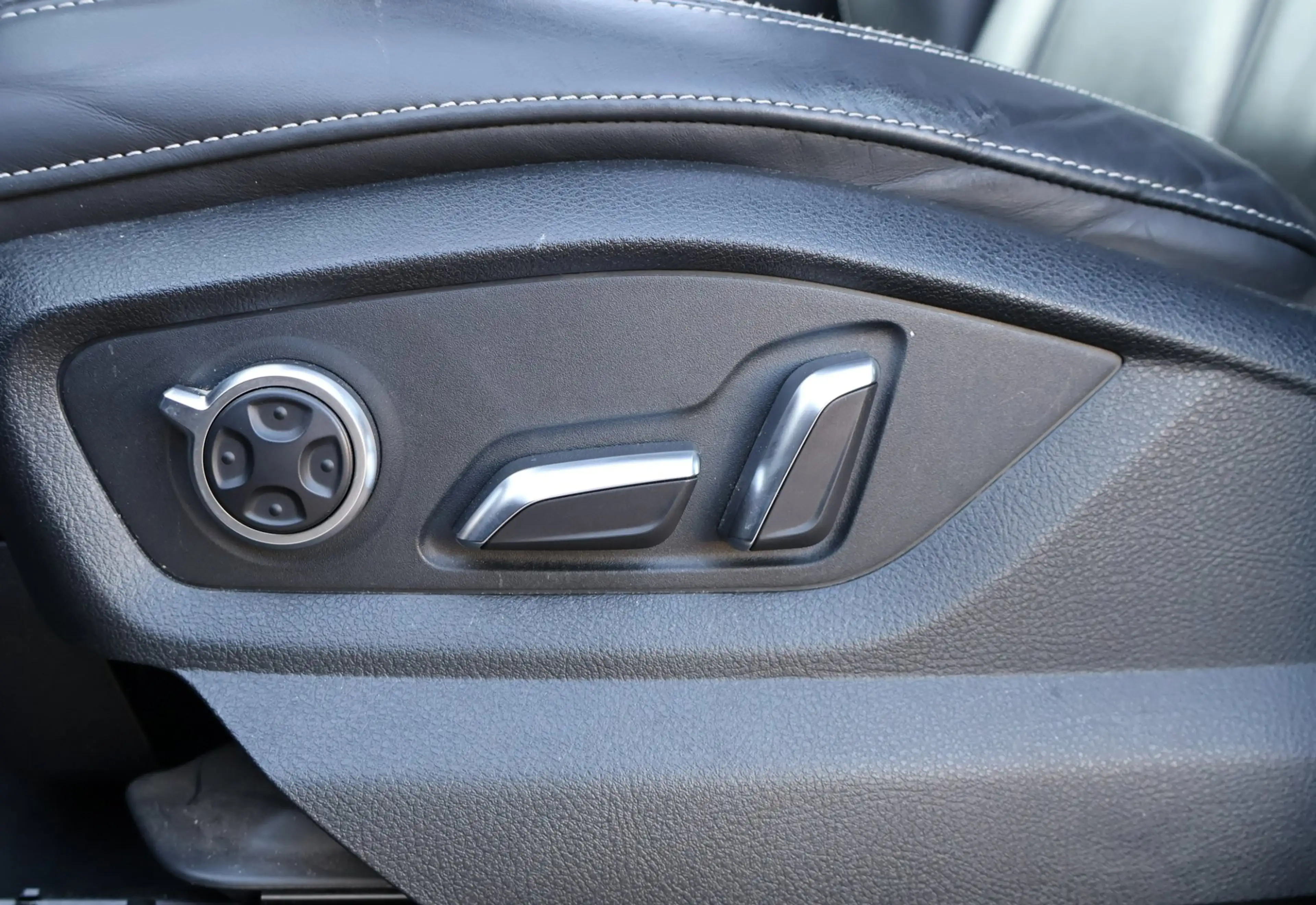 Audi Q7 e-tron 3.0 TDI quattro Sport Pano/Lucht/ACC/360 Camera — photo 11