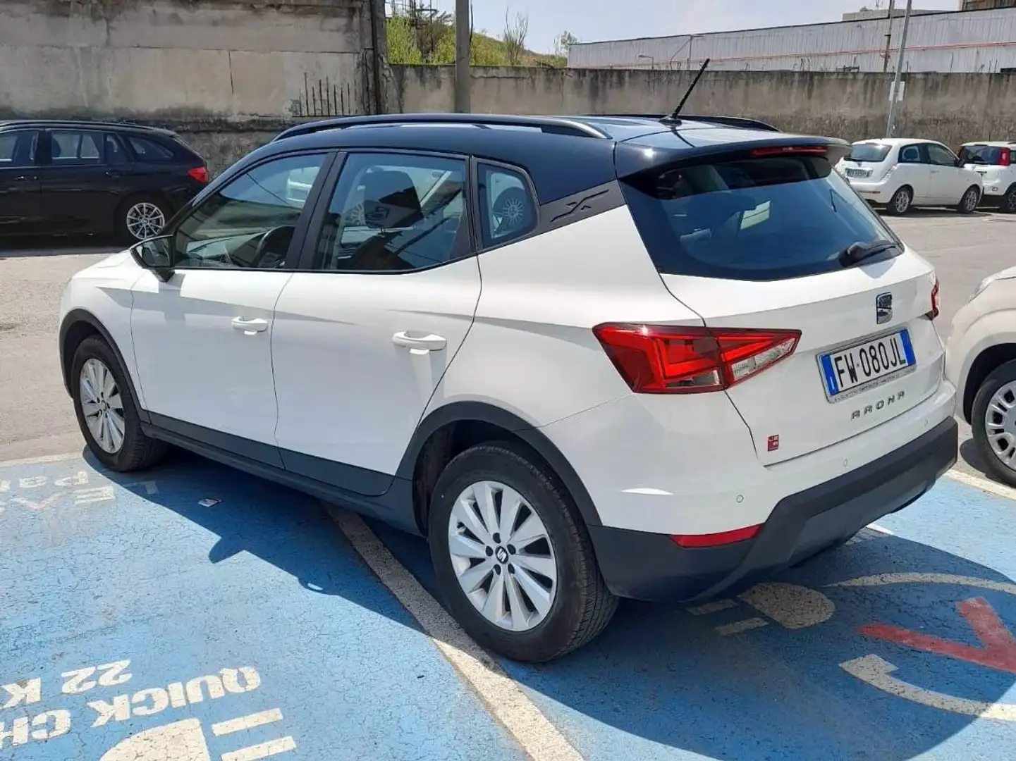 SEAT Arona Arona 1.6 tdi Xcellence 95cv my18 Blanc - 2
