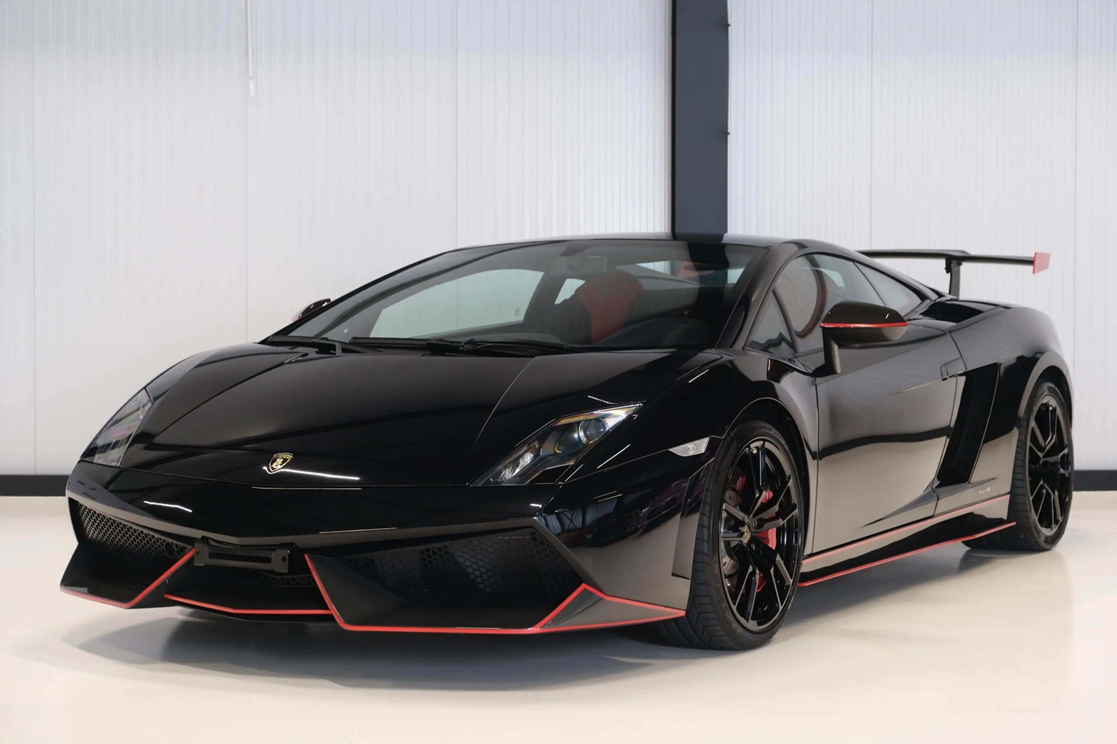 Lamborghini Gallardo LP570-4 Super Trofeo Stradale 12.101 km — photo 13