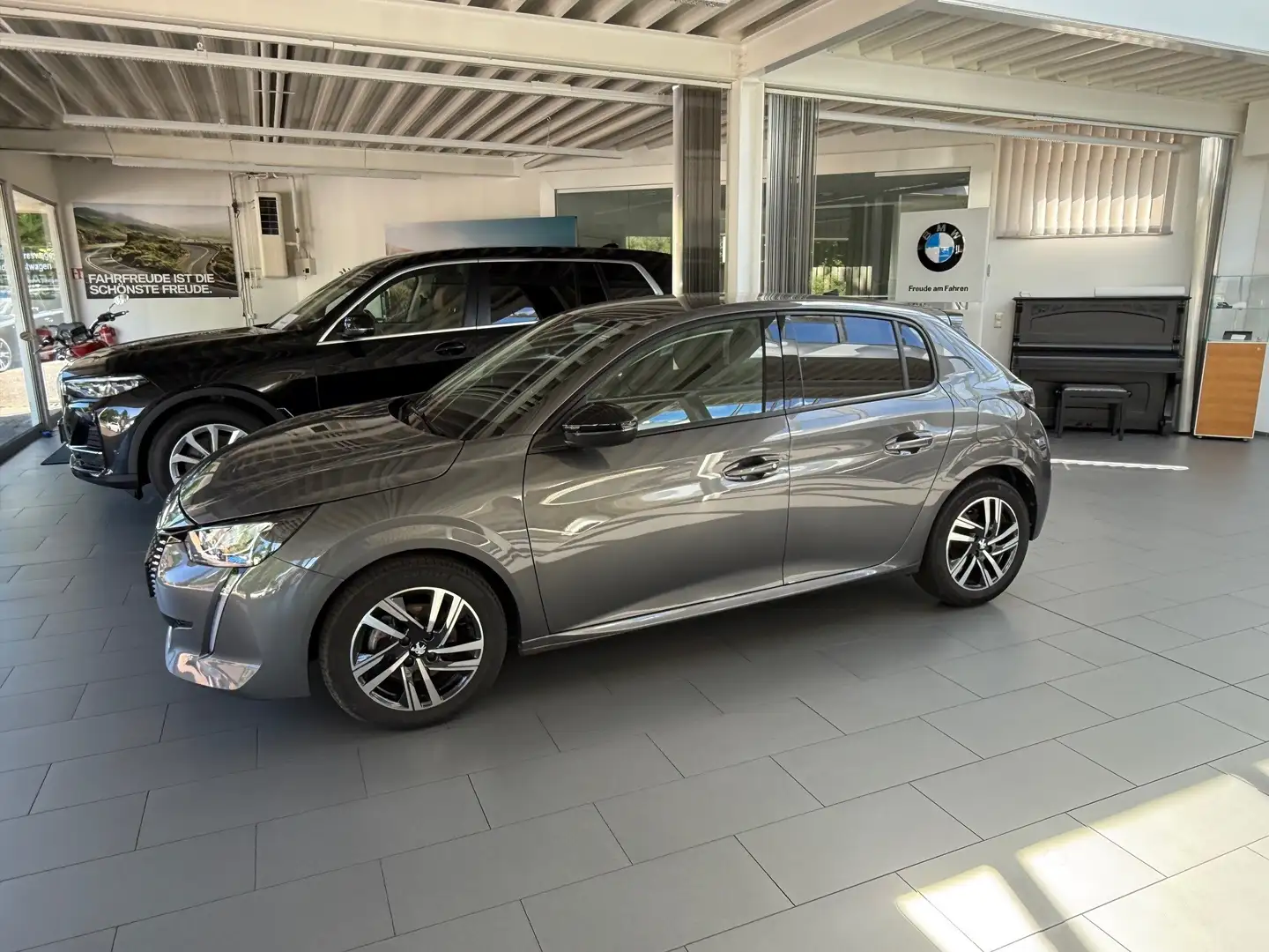 Peugeot 208 208 PureTech 100 Allure Pack - 2