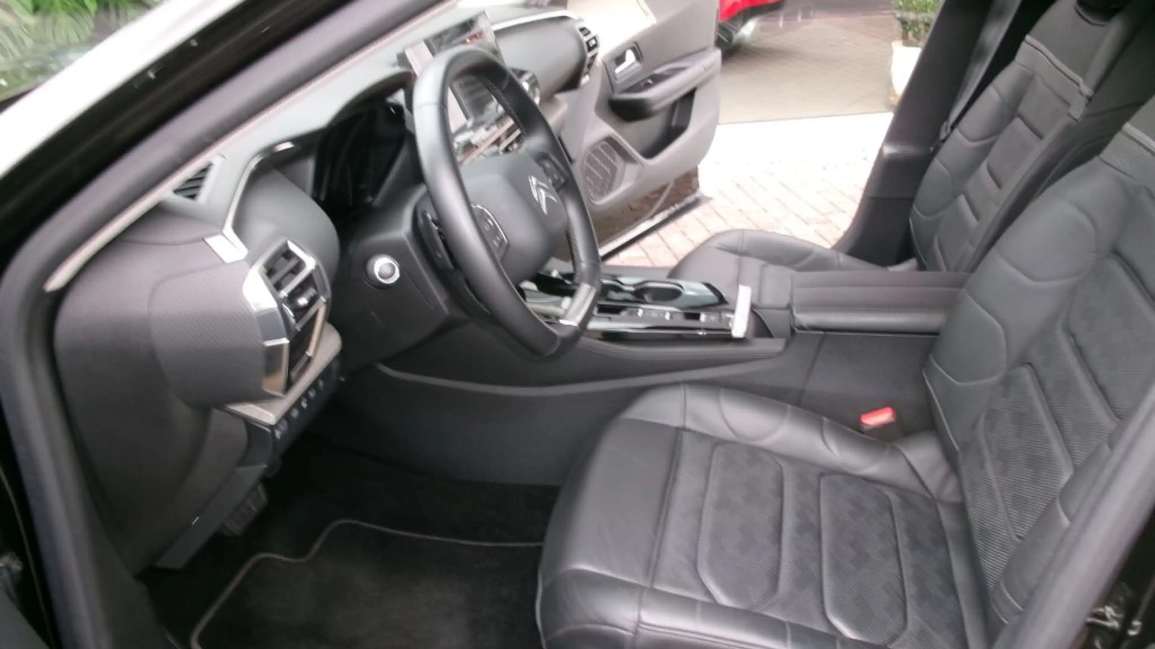 Citroen C5 X Hybrid 225 Start&Stopp e-EAT8 SHINE — photo 11