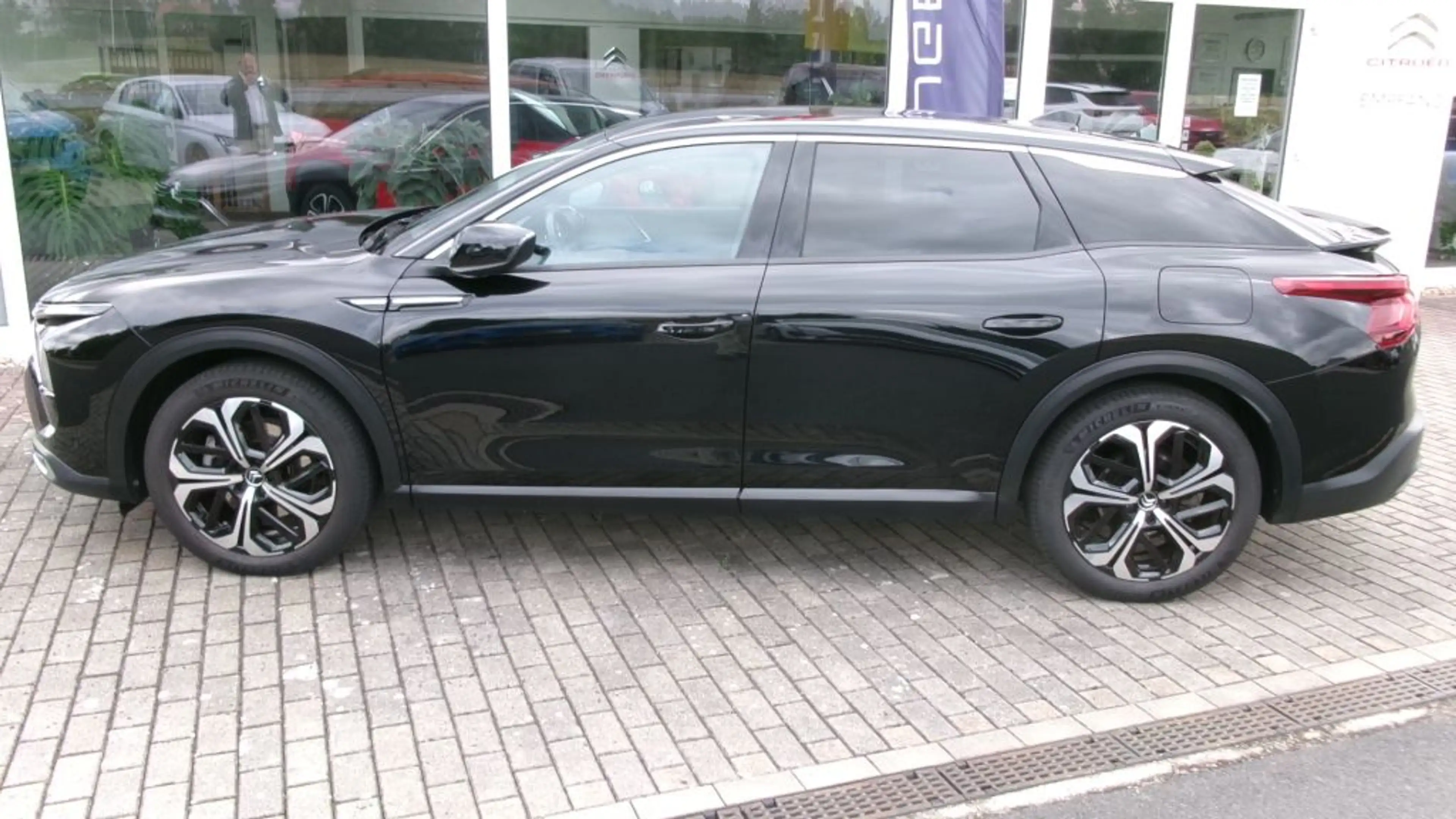 Citroen C5 X Hybrid 225 Start&Stopp e-EAT8 SHINE — photo 6
