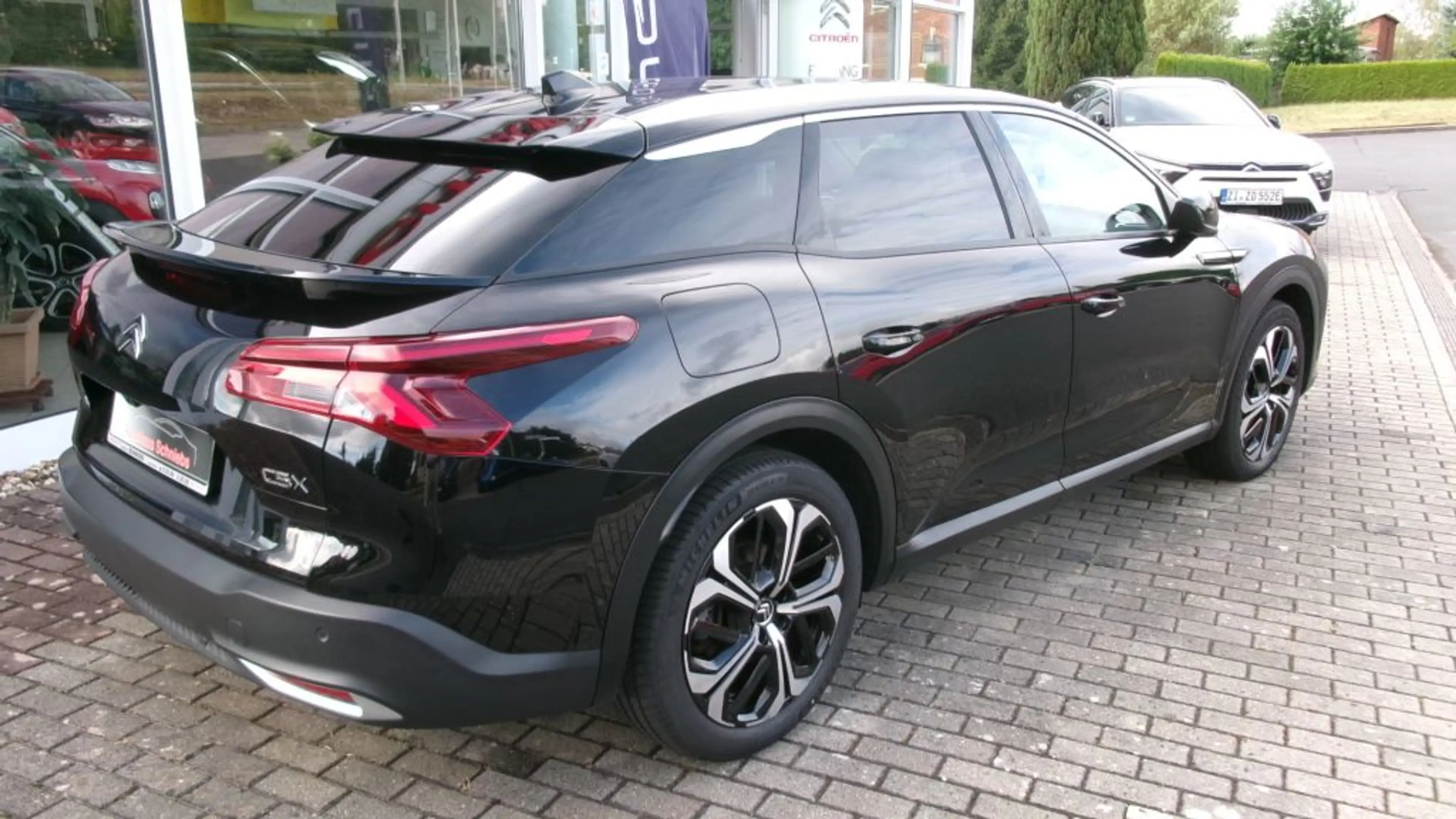 Citroen C5 X Hybrid 225 Start&Stopp e-EAT8 SHINE — photo 3