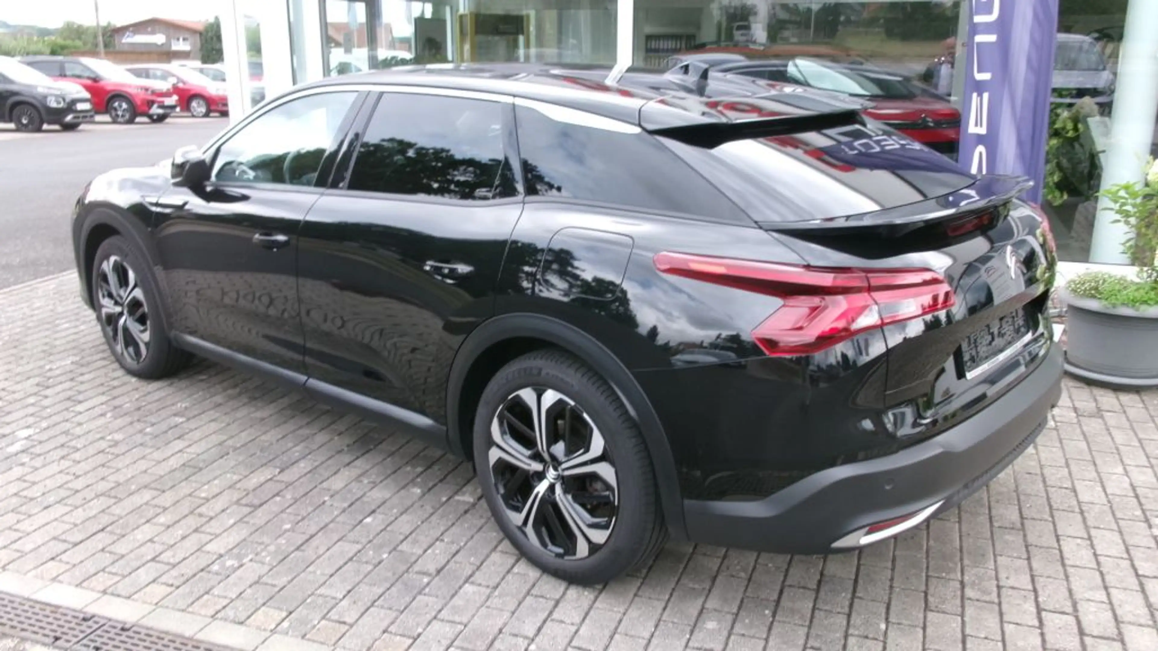 Citroen C5 X Hybrid 225 Start&Stopp e-EAT8 SHINE — photo 4