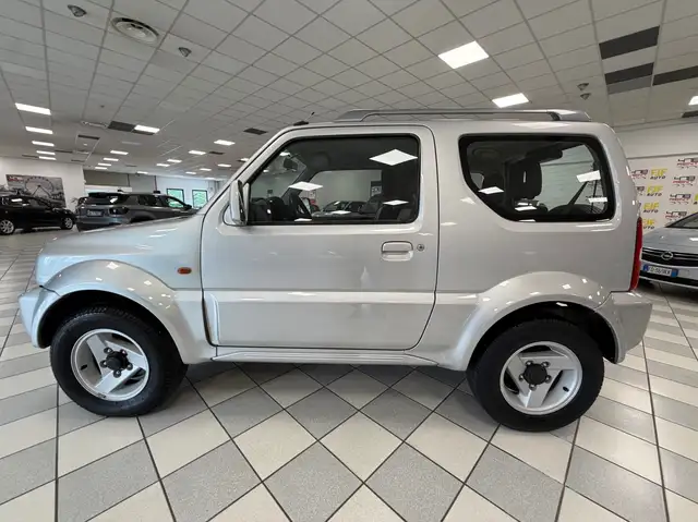 Suzuki Jimny view 12