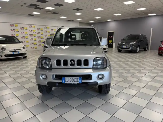 Suzuki Jimny view 2