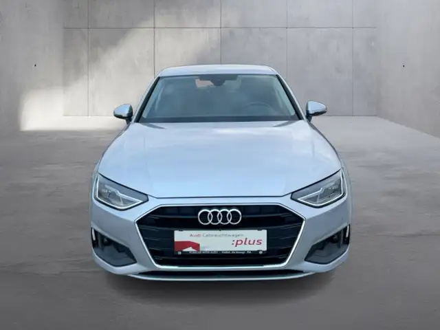 Audi A4 view 8