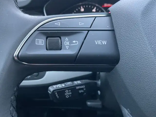 Audi A4 view 12