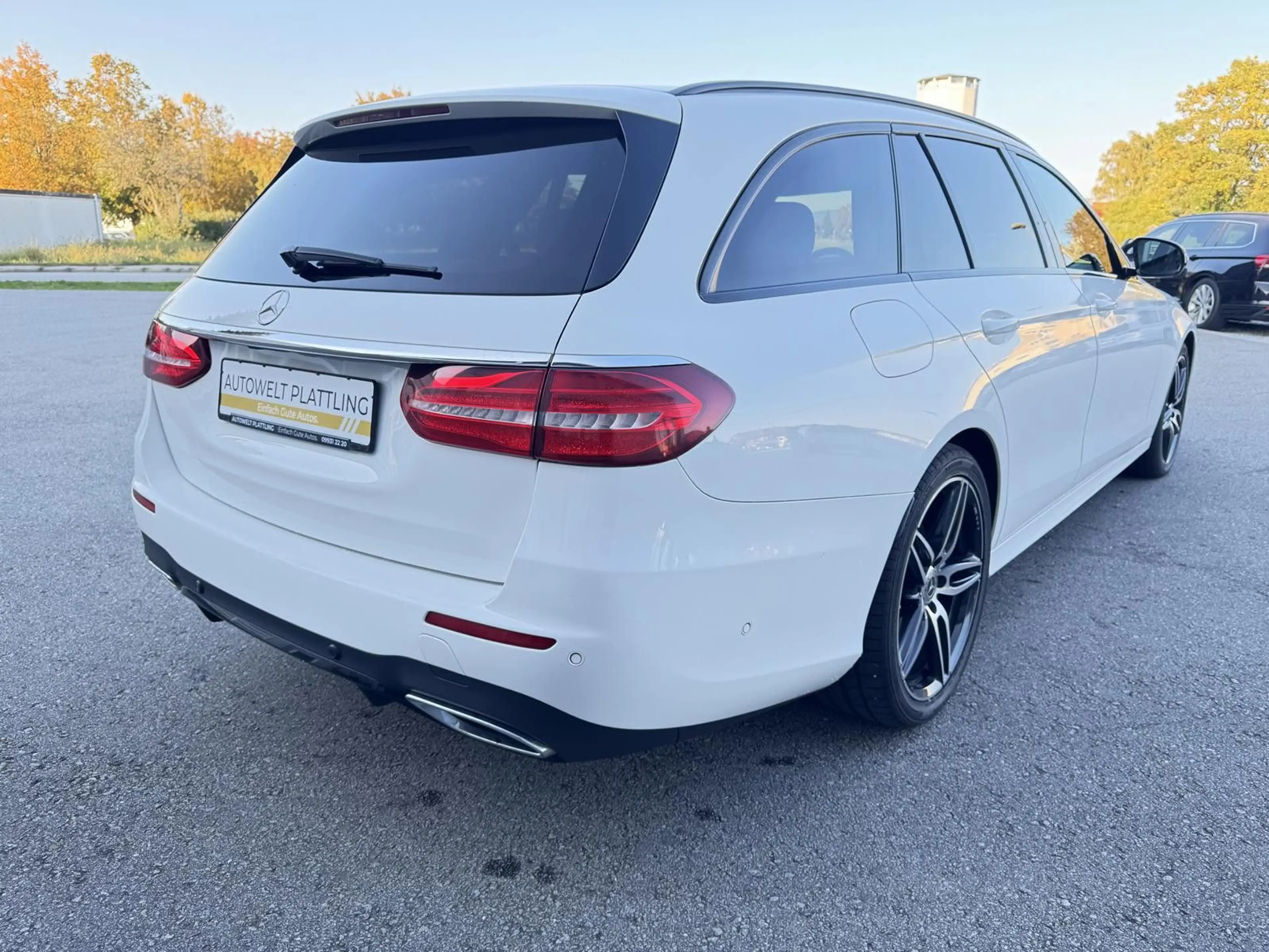 Mercedes-Benz E 400 d T-Modell 4Matic AMG Line — photo 3