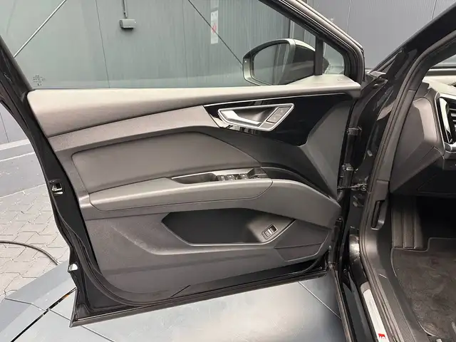 Audi Q4 E-Tron view 13