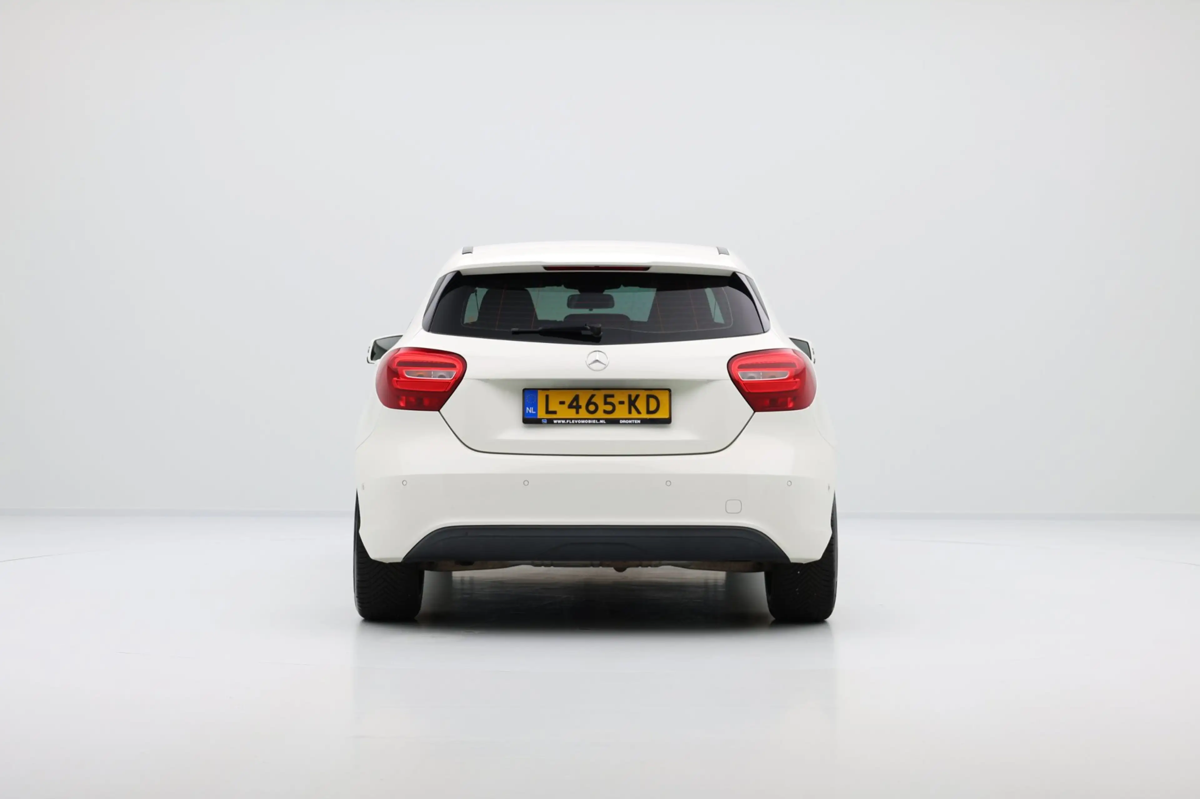 Mercedes-Benz A 180 PDC|Half Leder|Sportstoelen|18" LMV — photo 8