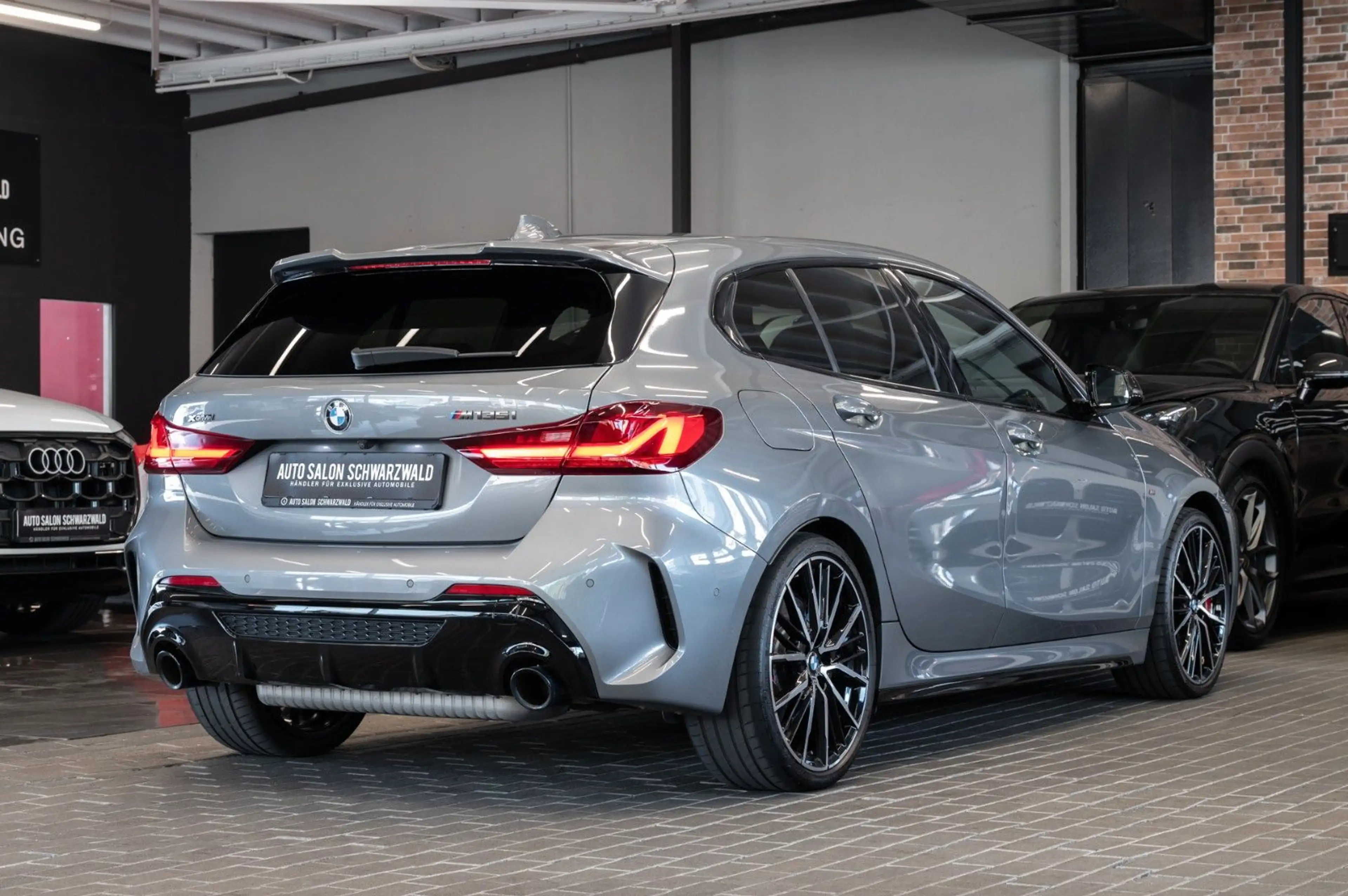BMW 135 i xDrive|COLOR VISION|M-PERFORMANCE PAKET — photo 7