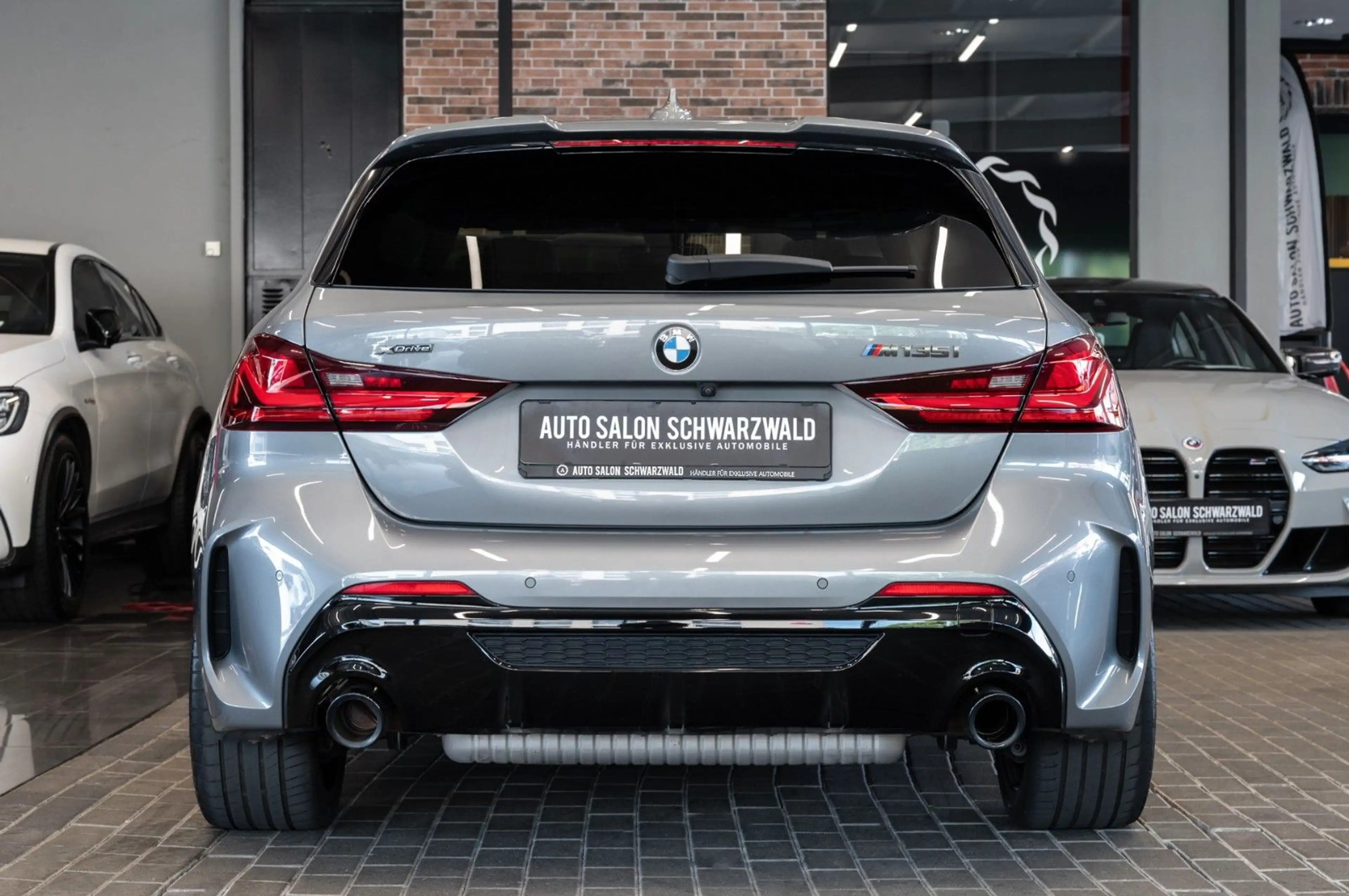 BMW 135 i xDrive|COLOR VISION|M-PERFORMANCE PAKET — photo 9