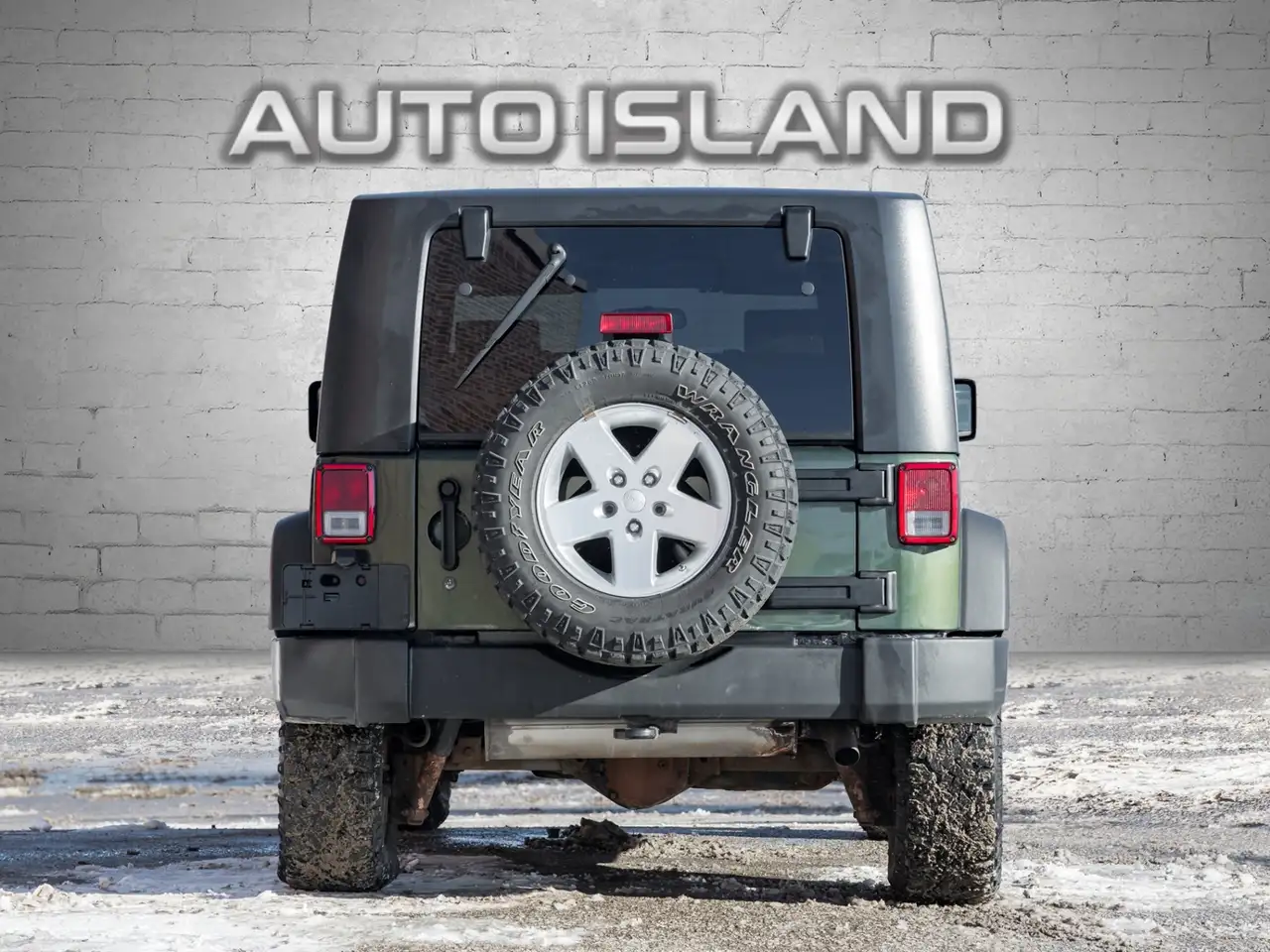 Jeep Wrangler снимка Jeep Wrangler