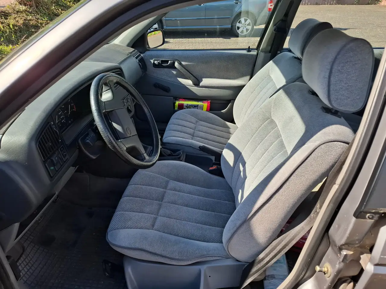 Volkswagen Passat Variant 1.8CL, foto 7