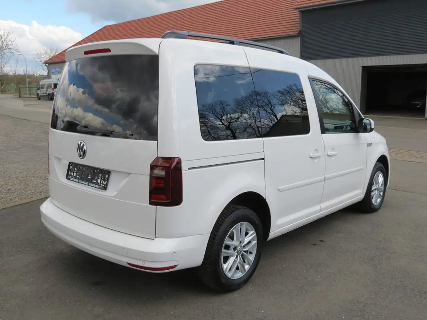 Volkswagen Caddy PKW Comfortline BMT Bi-Xenon Navi DAB+ Weiß - 2