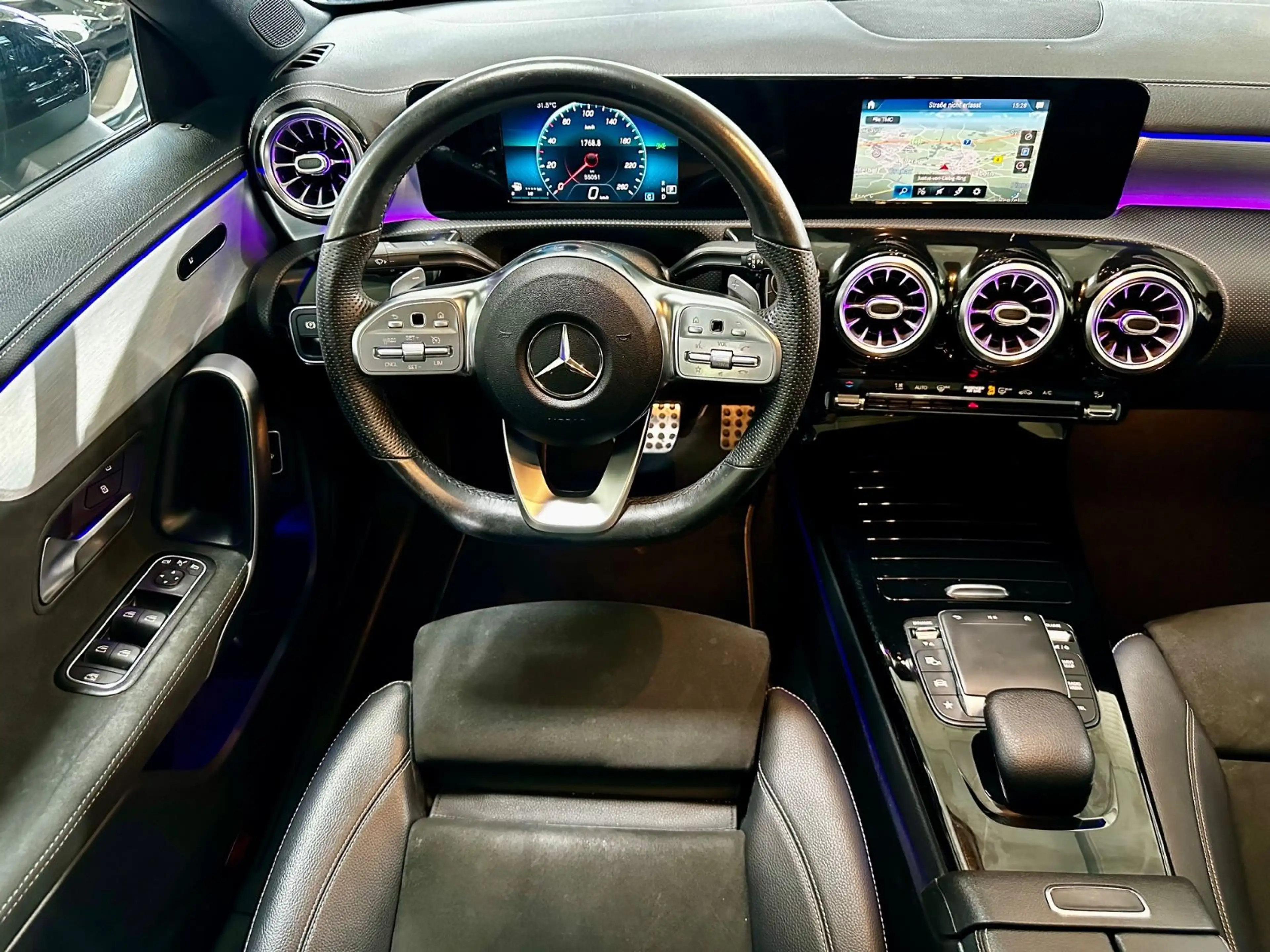 Mercedes-Benz CLA 220 AMG-Paket,4-Matic,Edition,MB-Garantie — photo 8