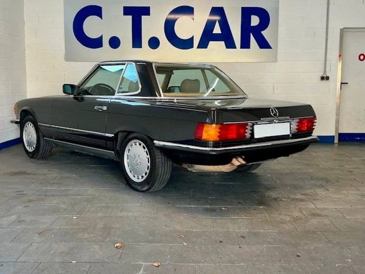 Mercedes-Benz SL 560 CABRIOLET - R107 - top Zustand, foto 3