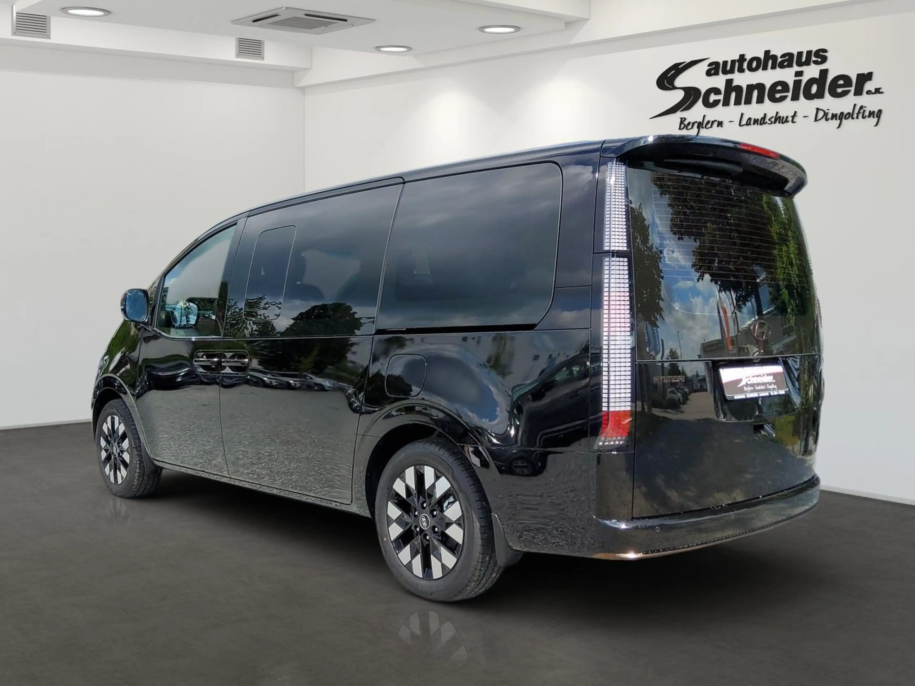 Hyundai STARIA MJ25 1.6 TGDi HEV 7-Sitzer SIGNATURE — photo 4