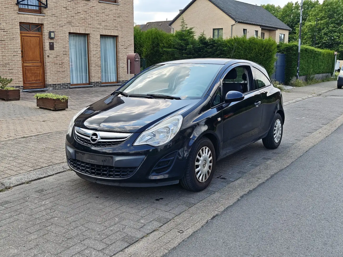 Opel Corsa 1.2 - 85 ch Twinport Edition Gris - 2
