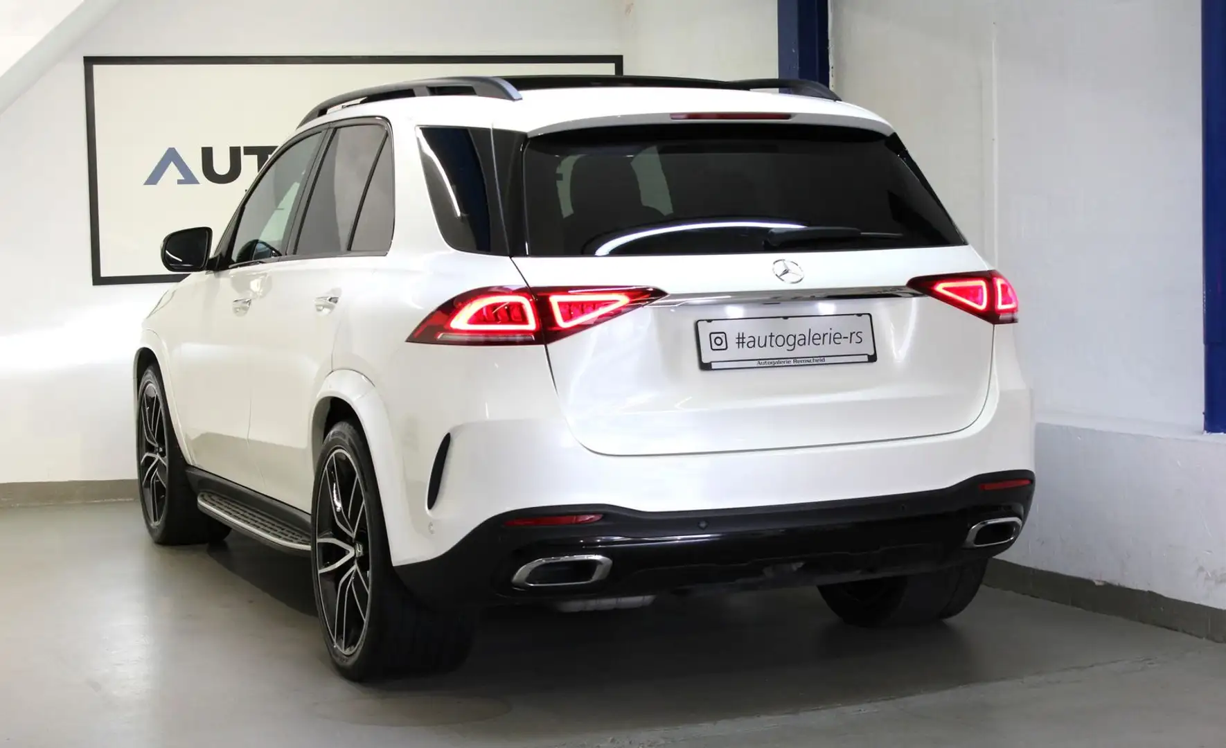 Mercedes-Benz GLE 400 d 4M*AMG LINE*7SITZER*PANO*LUFT*BURM*22* Weiß - 1