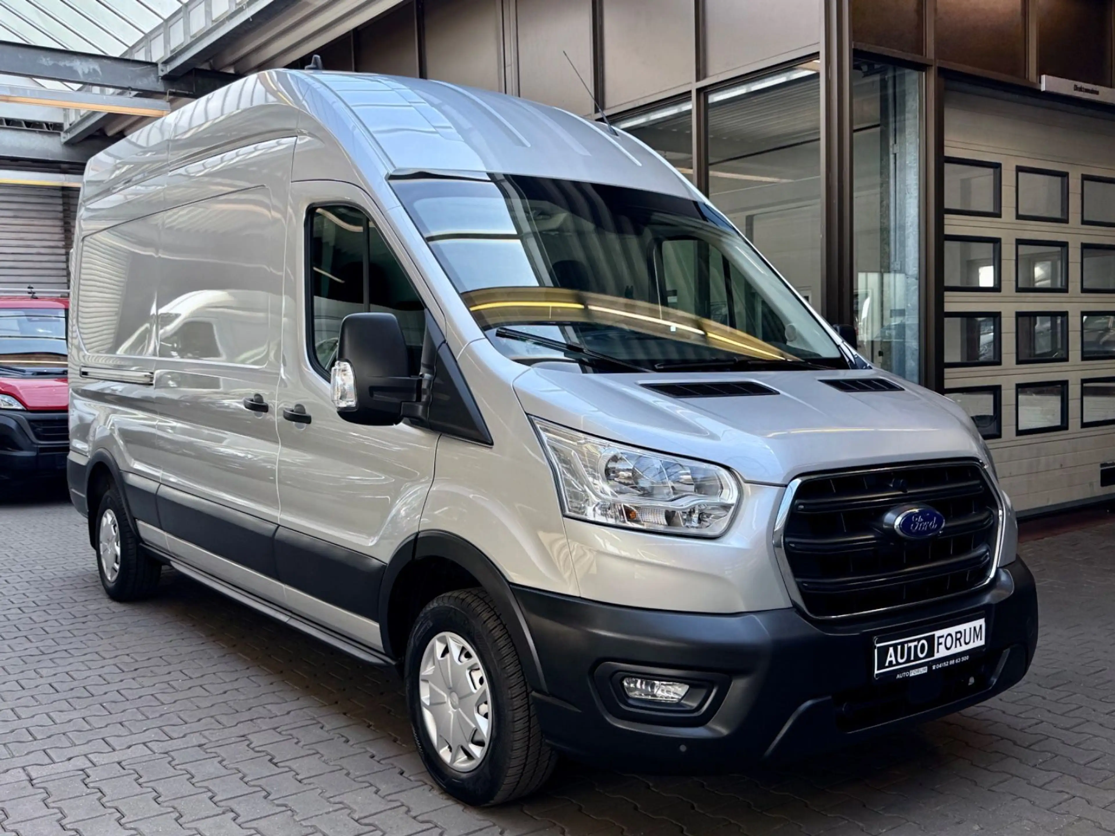 Ford Transit 2.0 D L3H3 KLIMA AHK PDC CAM TEMPOMAT — photo 2