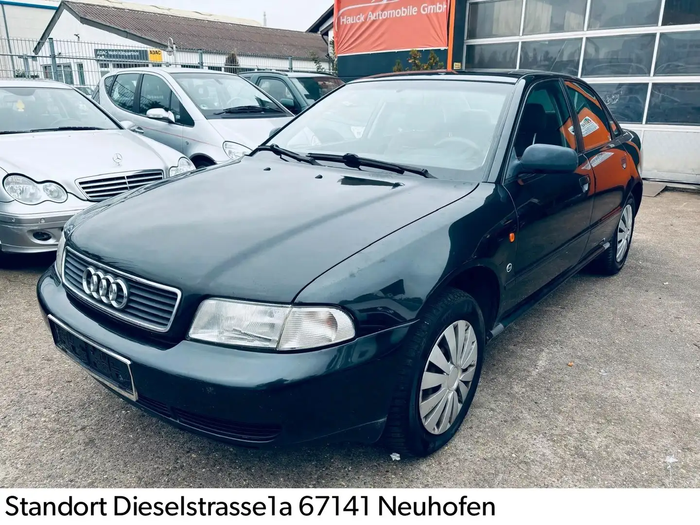 Audi A4 1.8 Limousine /Klima/USB/3.Hd/5-Sitzer Schwarz - 1