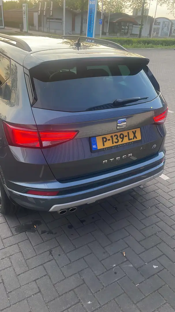 SEAT Ateca 1.5 TSI FR BnsInt Grey - 2