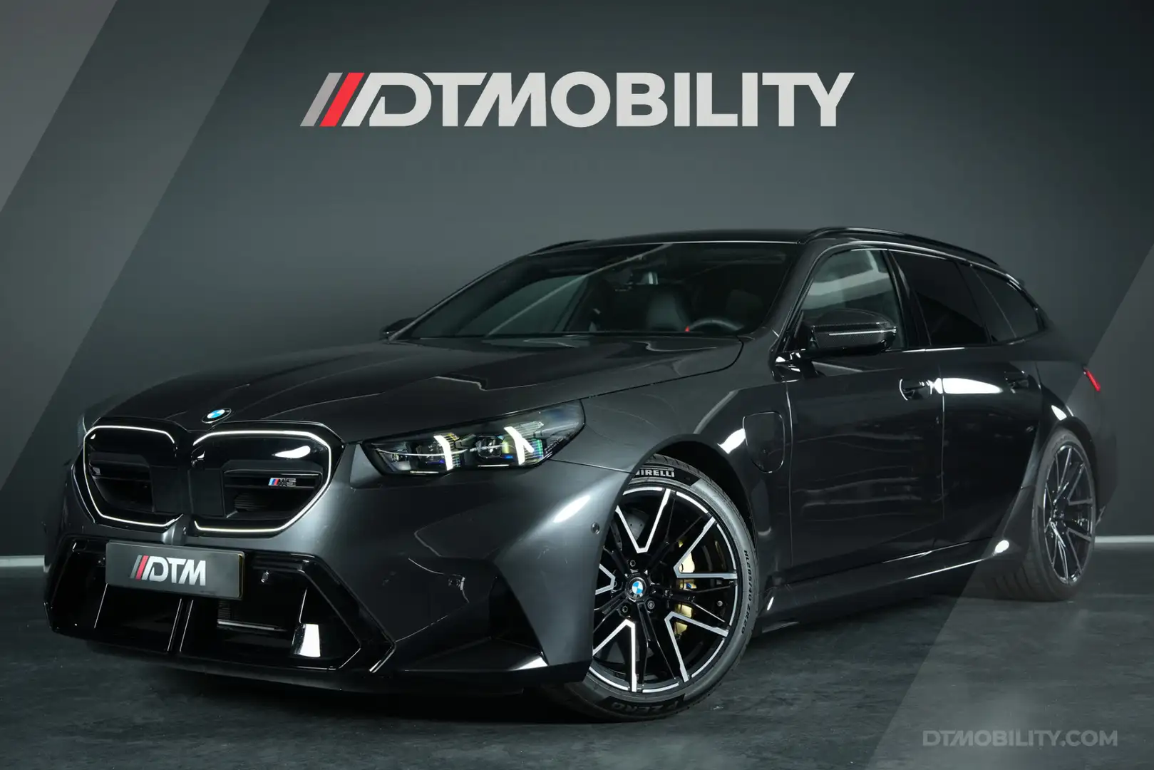 BMW M5 5-serie Touring | Drivers Package | Keramisch | Or Gris - 1