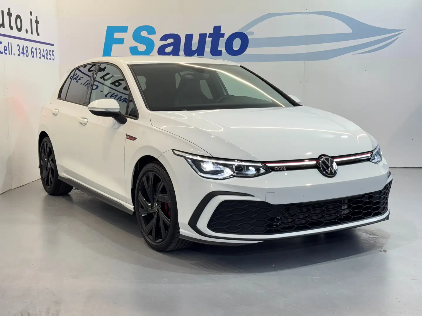 Volkswagen Golf 2.0 TSI GTI manuale Bianco - 1