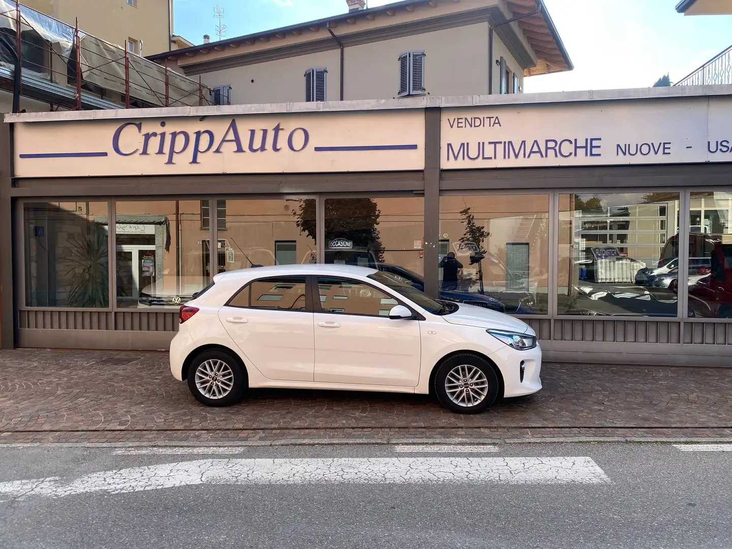 Kia Rio 1.2 MPI Evolution 84cv Weiß - 2