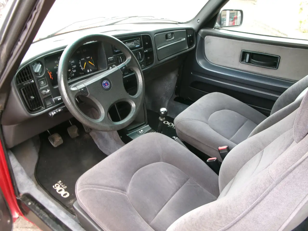 Saab 900 Cabrio 2.0i-16, foto 3
