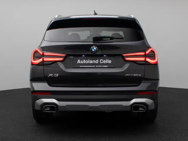 BMW X3 view 8