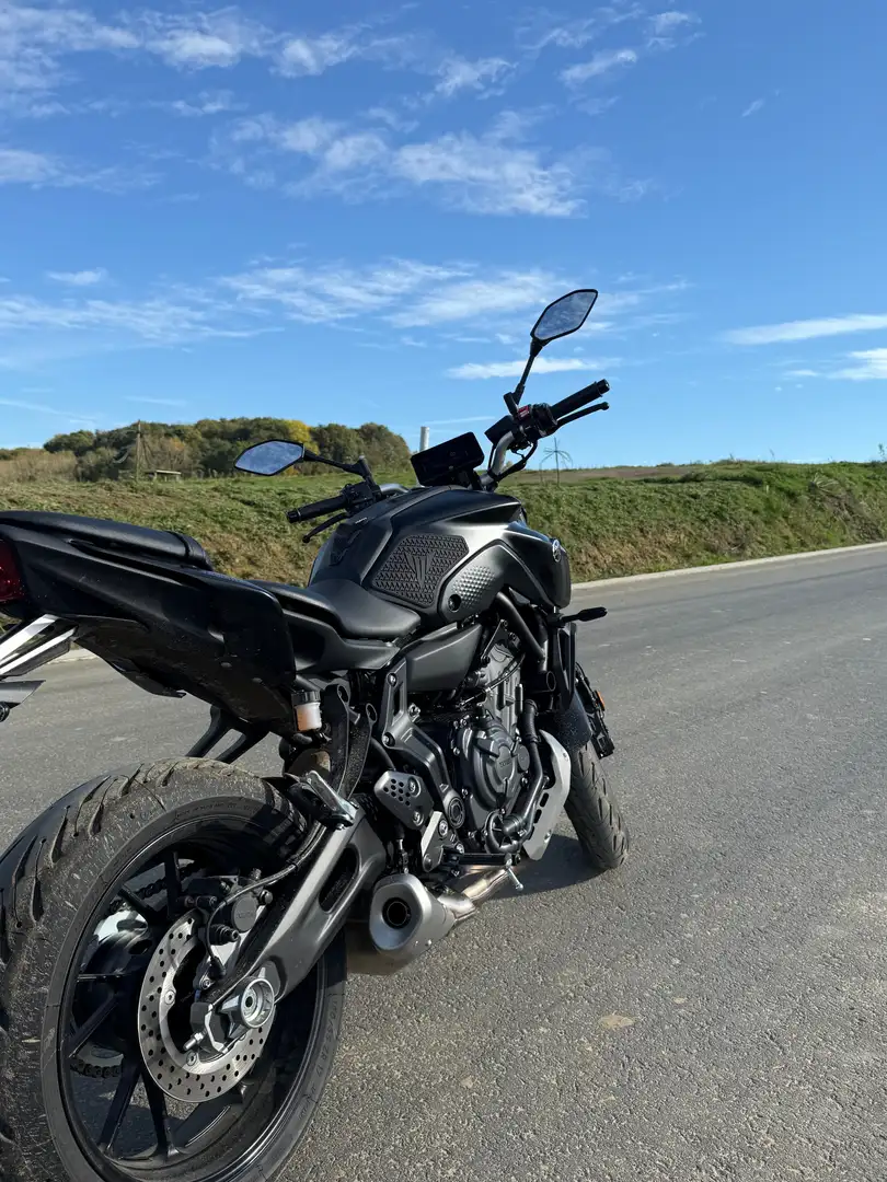 Yamaha MT-07 Noir - 2