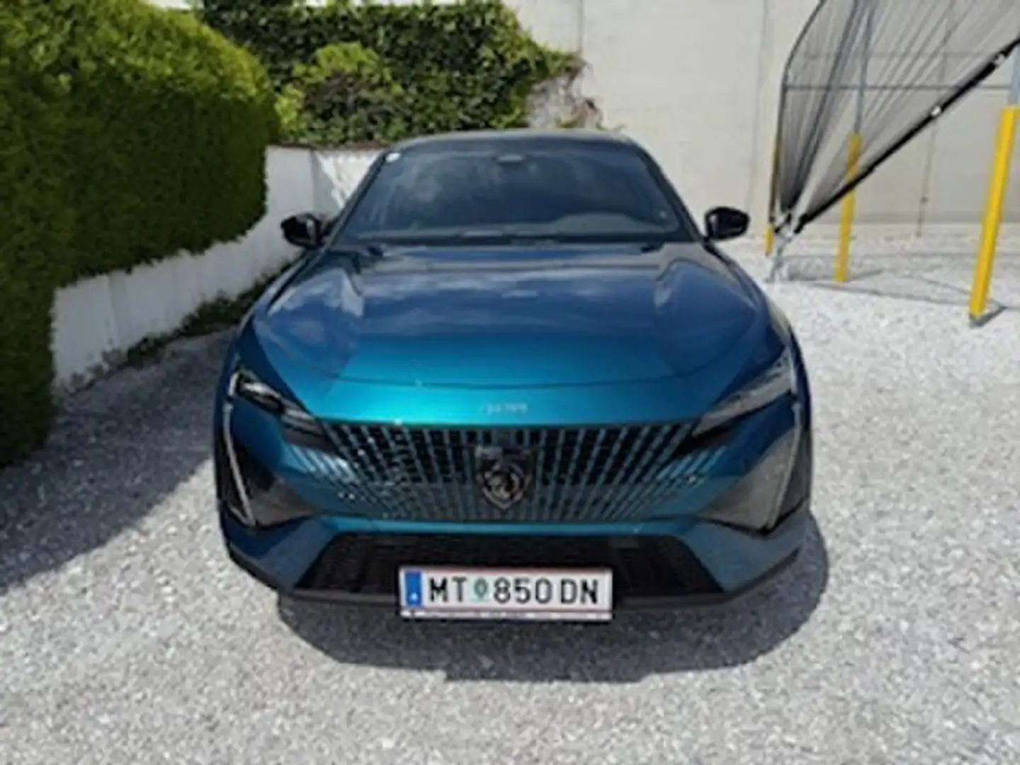 Peugeot 408 GT Mildhybrid Blau - 2