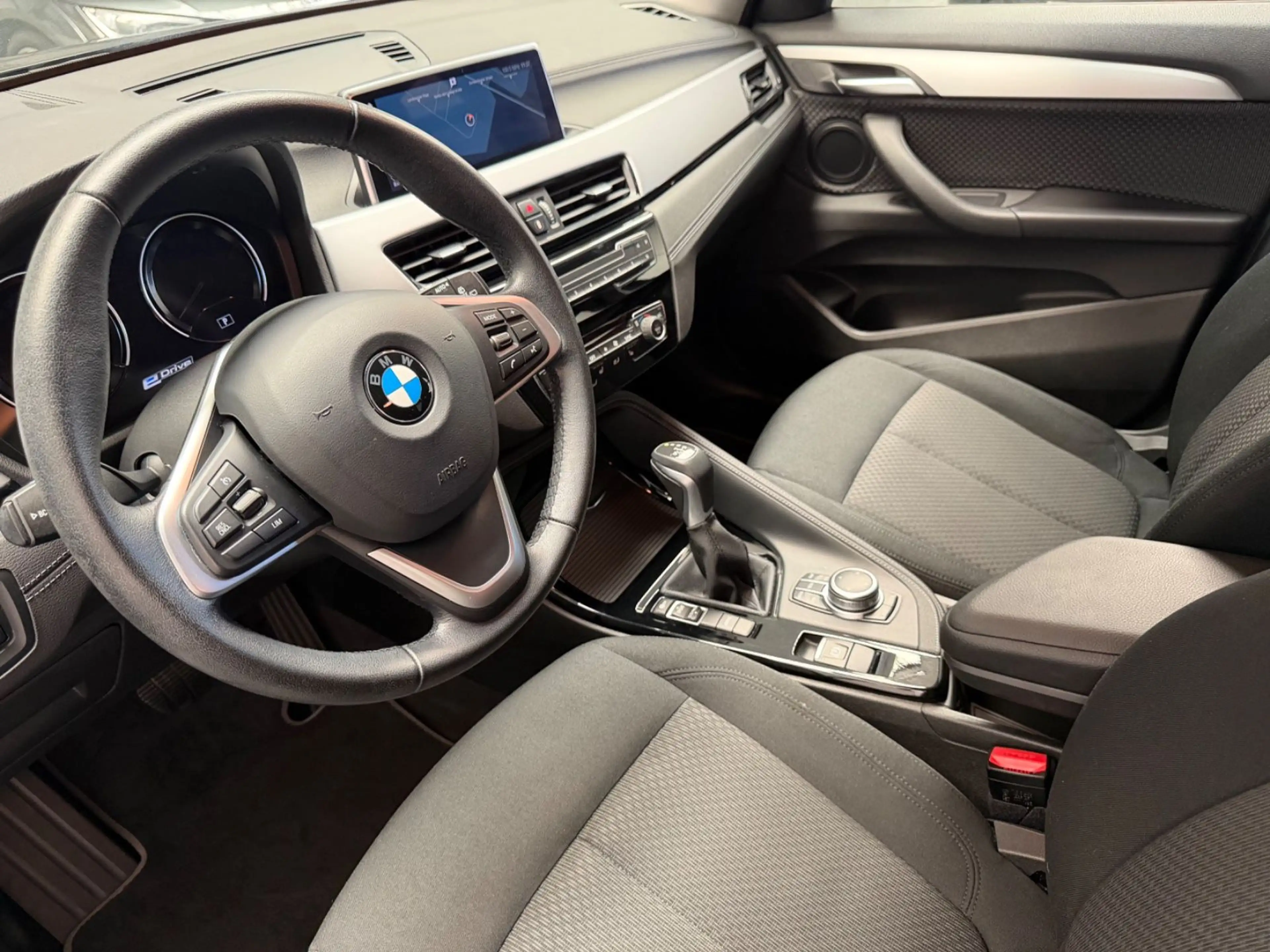 BMW X2 xDrive 25 e Advantage Plus/Navi/Tempomat — photo 11
