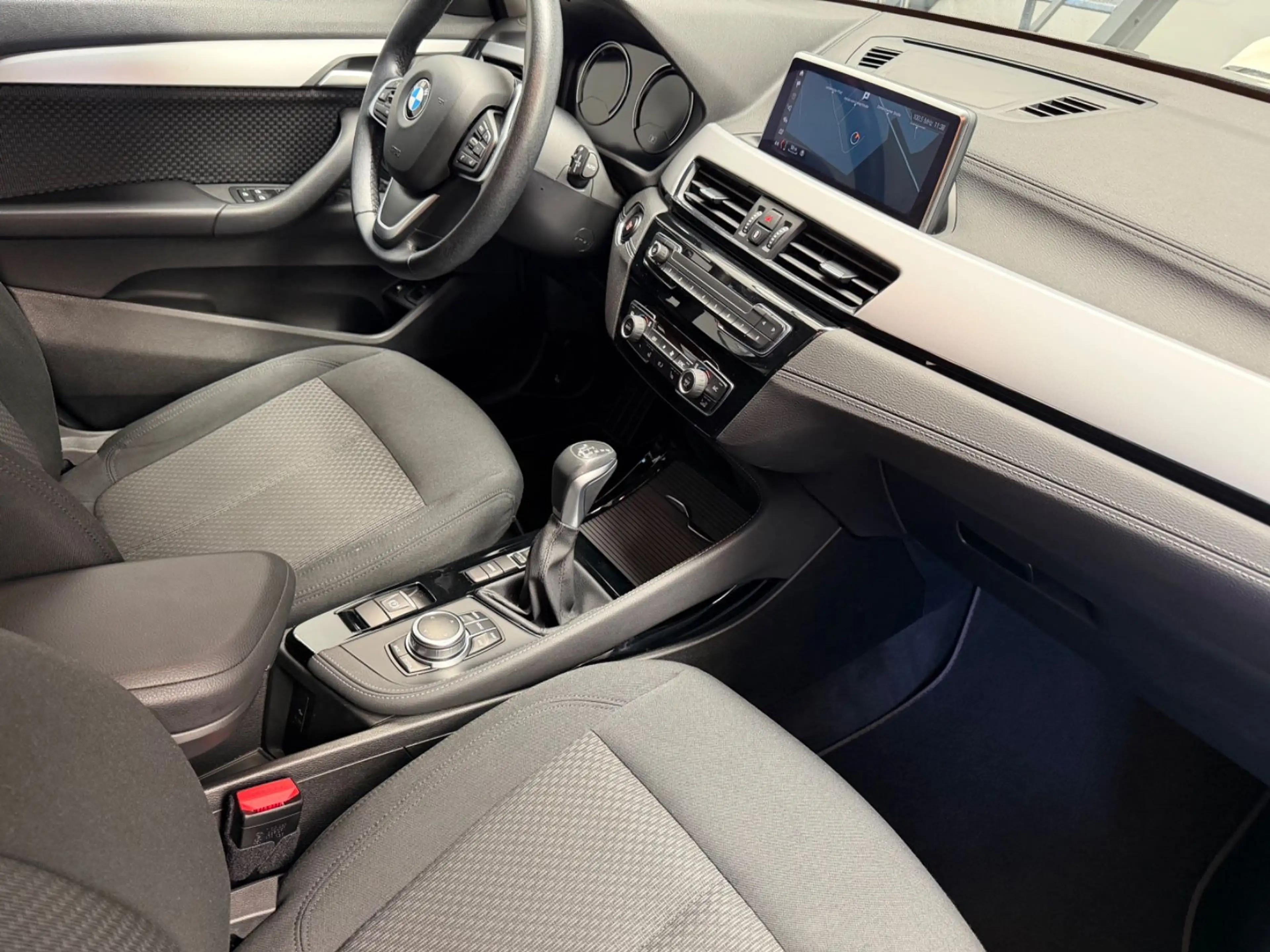 BMW X2 xDrive 25 e Advantage Plus/Navi/Tempomat — photo 12