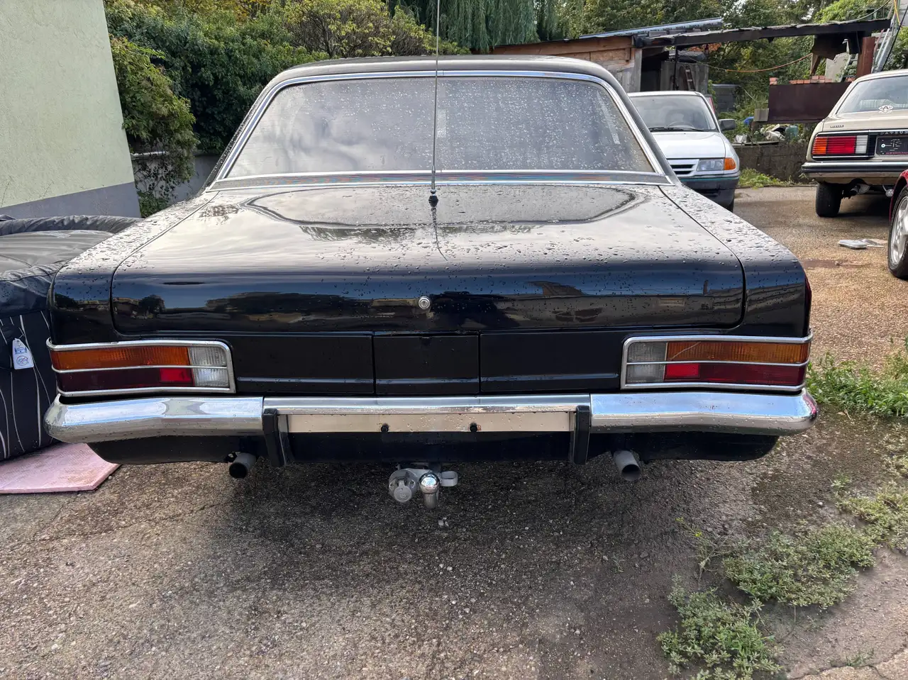 Opel Admiral 2.8, foto 7