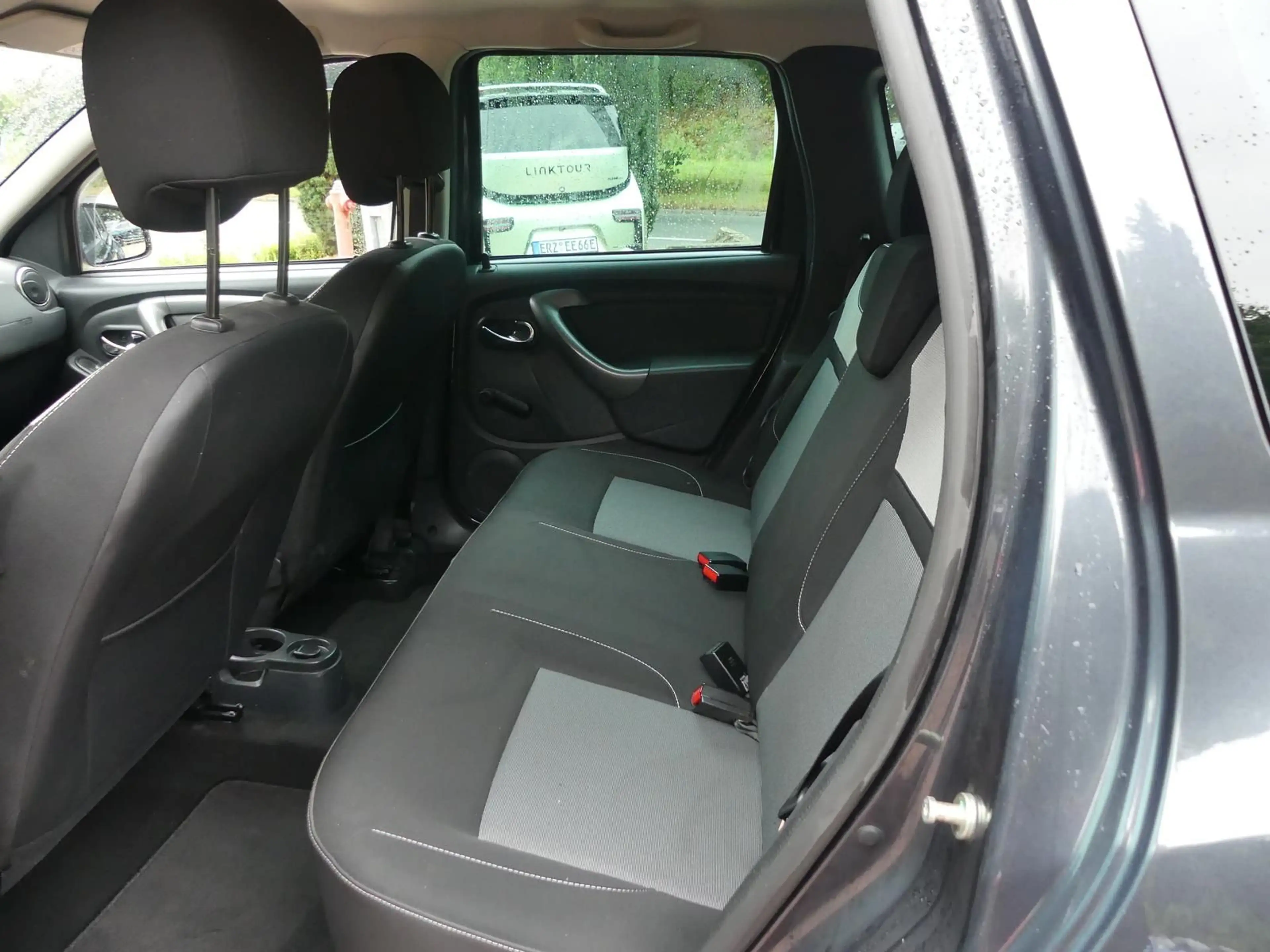 Dacia Duster *4x4*Klima*Sitzhzg*AHK — photo 11
