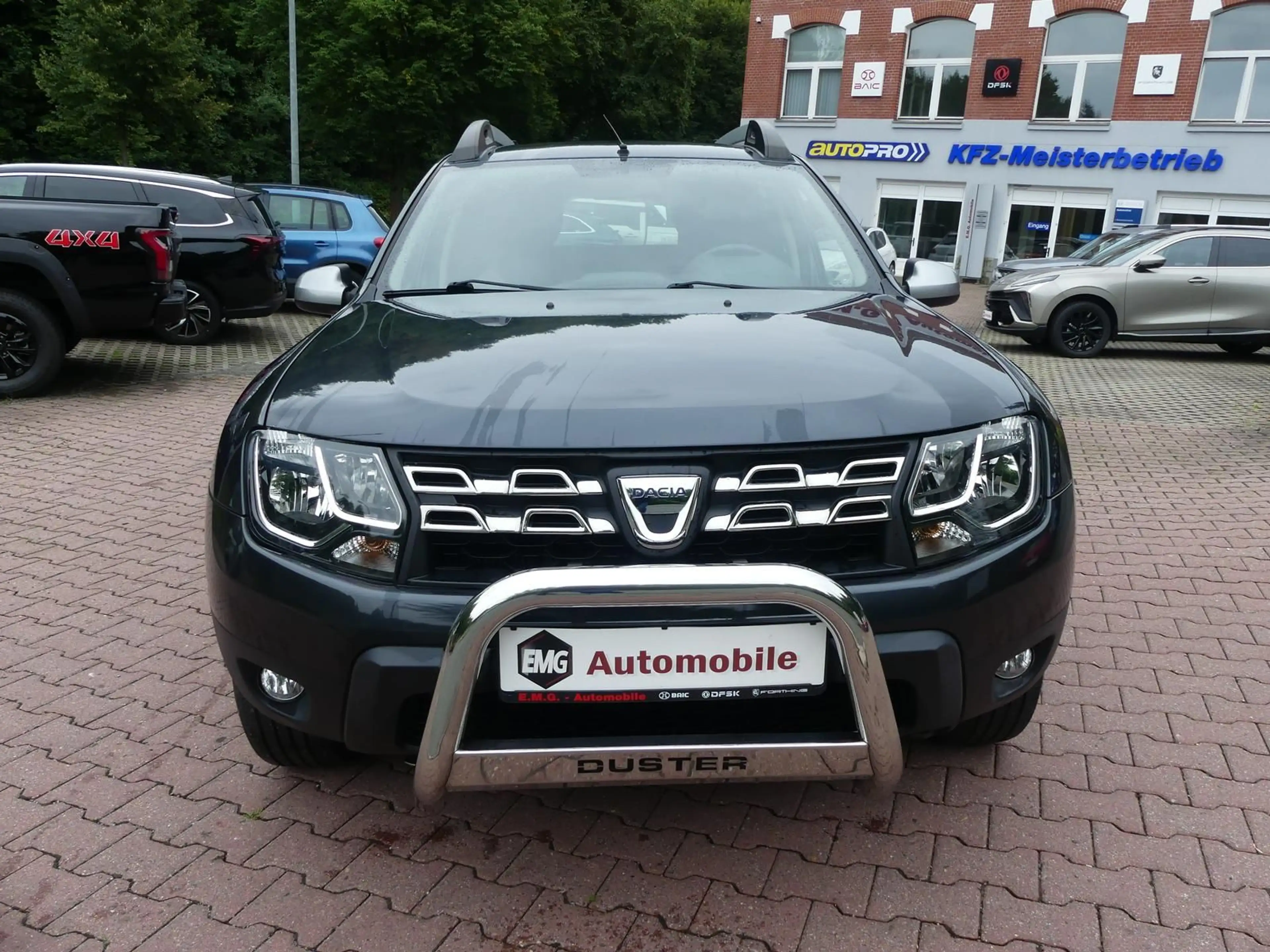 Dacia Duster *4x4*Klima*Sitzhzg*AHK — photo 2
