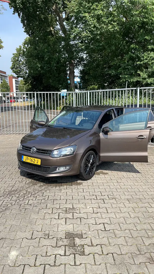 Volkswagen Polo 1.2-12V Bl.M.Trendl. 6r-6c facelift Brun - 1