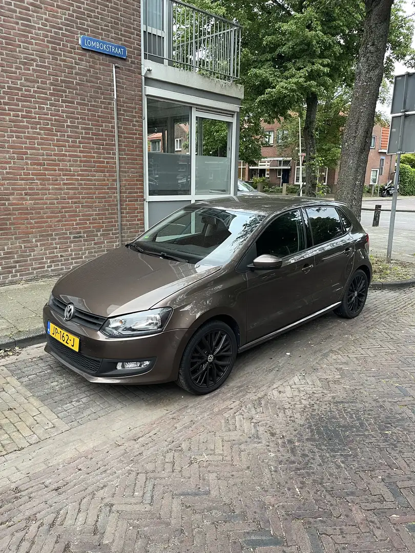 Volkswagen Polo 1.2-12V Bl.M.Trendl. 6r-6c facelift Brun - 2