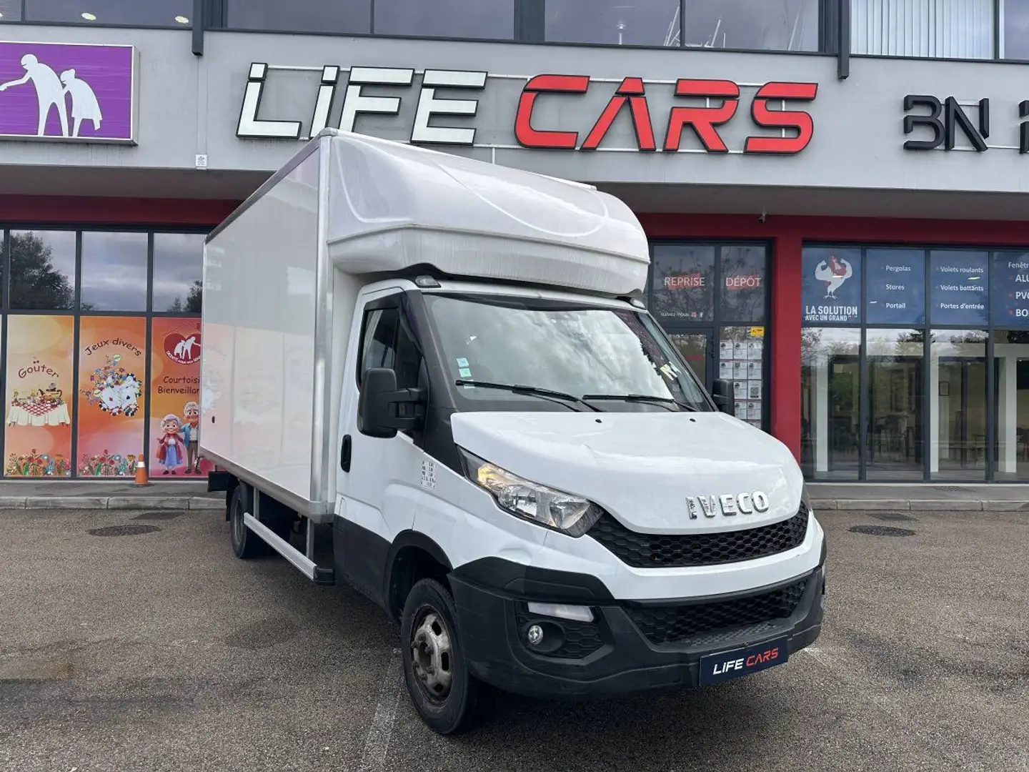 Iveco Daily 35C17 3.0 Turbo 170ch Boite auto 20m3 Hi-Matic 1èr Blanc - 1