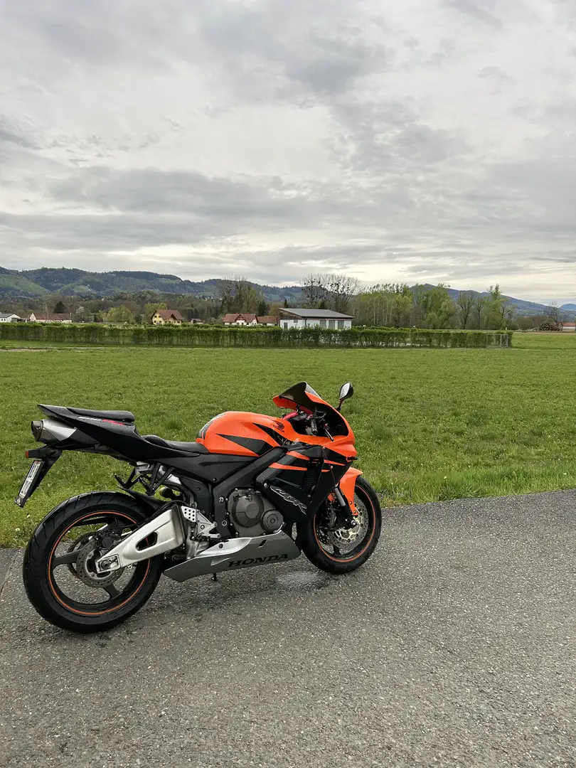 Honda CBR 600 RR Orange - 2