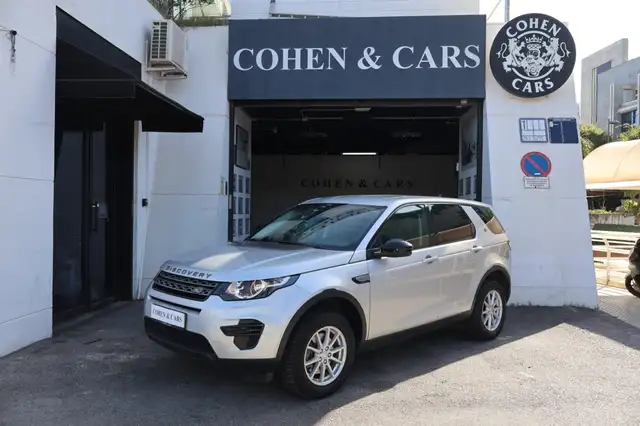 Land Rover Discovery main image
