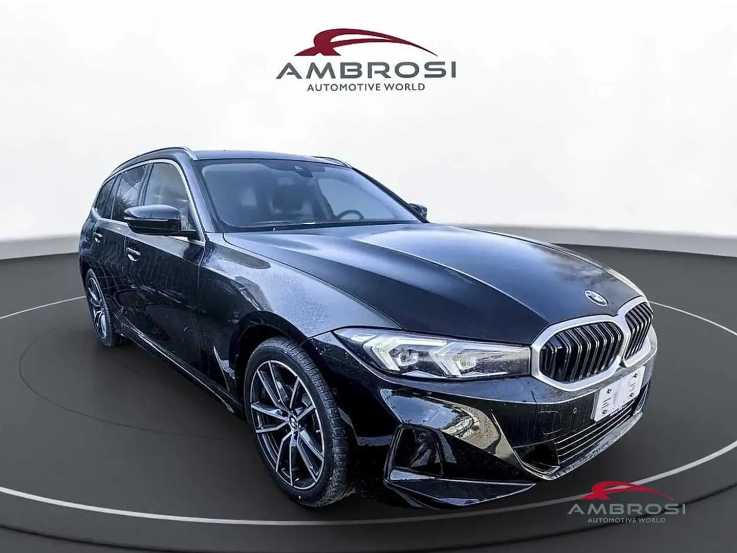 BMW 320 Touring 320i Black - 2